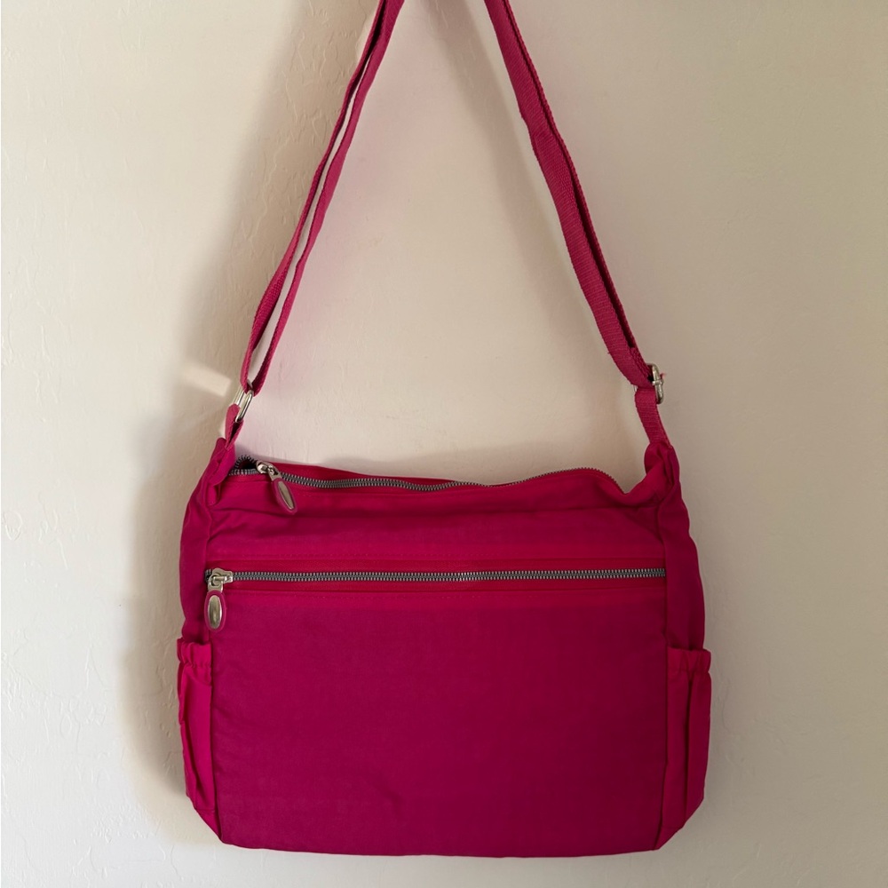New Pink Nylon Crossbody Purse Bag Pockets Zippers Bright SIDE POCKETS - Picture 2 of 13